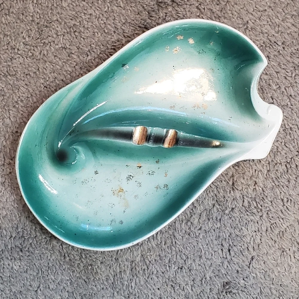 Mid Century Modern Vintage Art Deco Glazed Ceramic Ash Tray Center Piece Tray